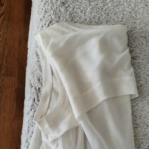 Zara Sleeveless Cream Top - Picture 14 of 15